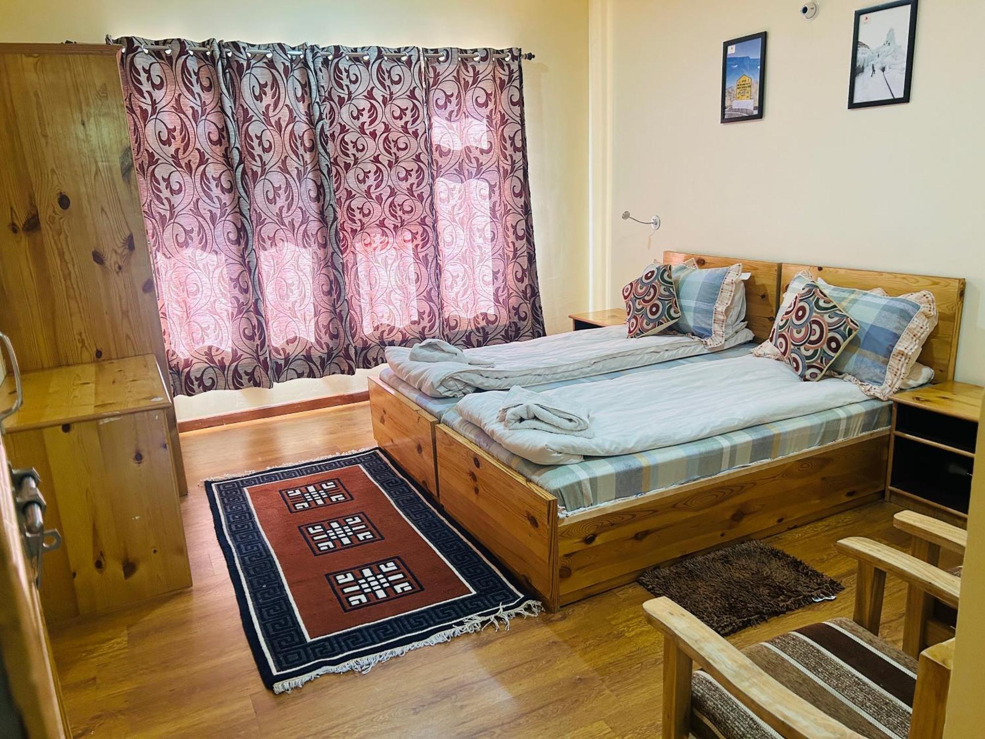 Готель The Puma House Лех Екстер'єр фото